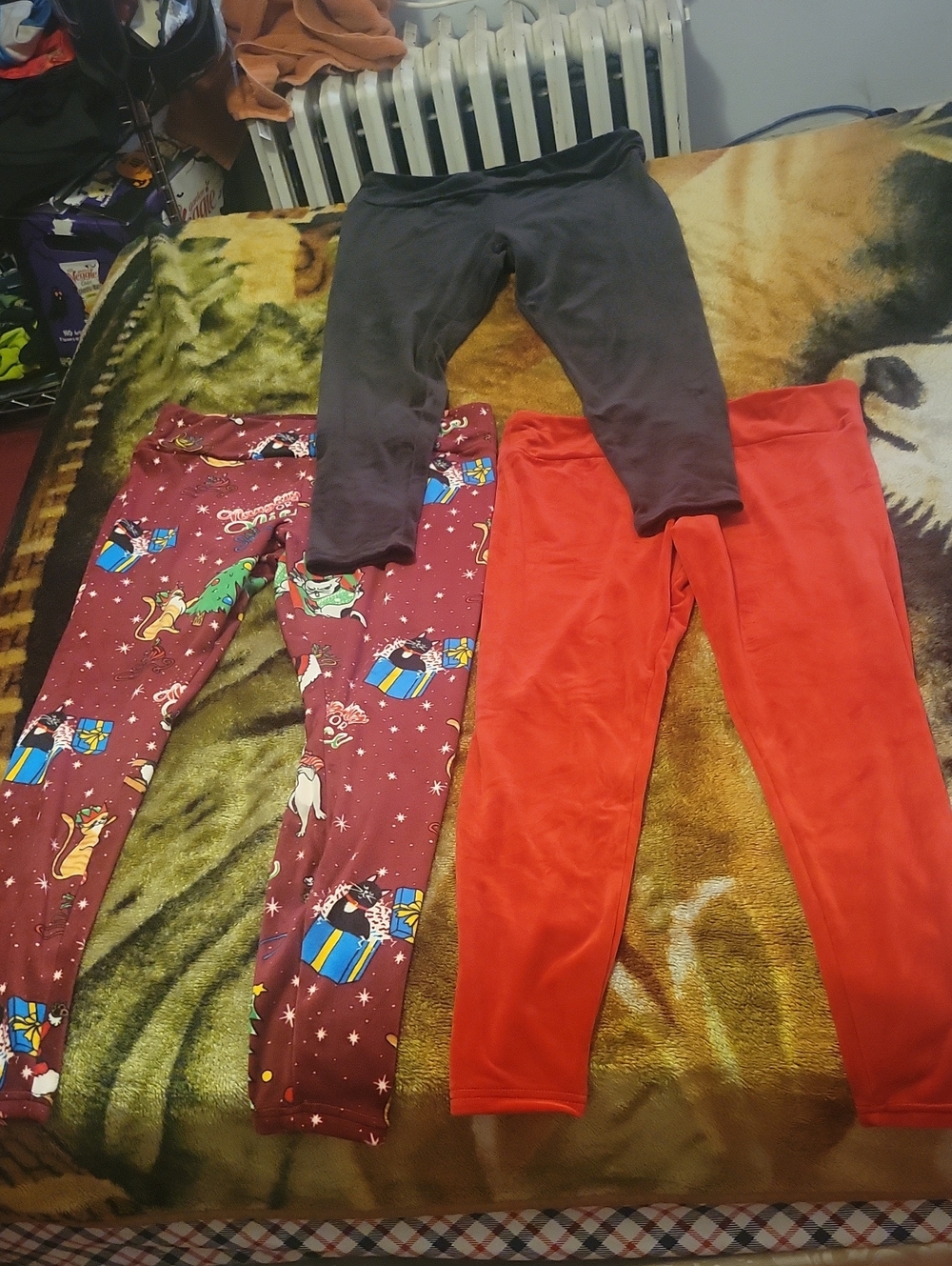 3 Velvetlike NOBO Leggings